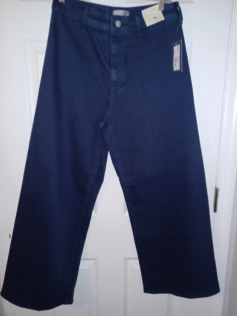 Universal Thread Dark Blue High-Rise Jeans